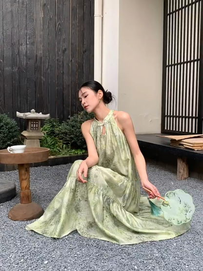 Yu Ceng Halter Neck Back Ribbon Tie Dress