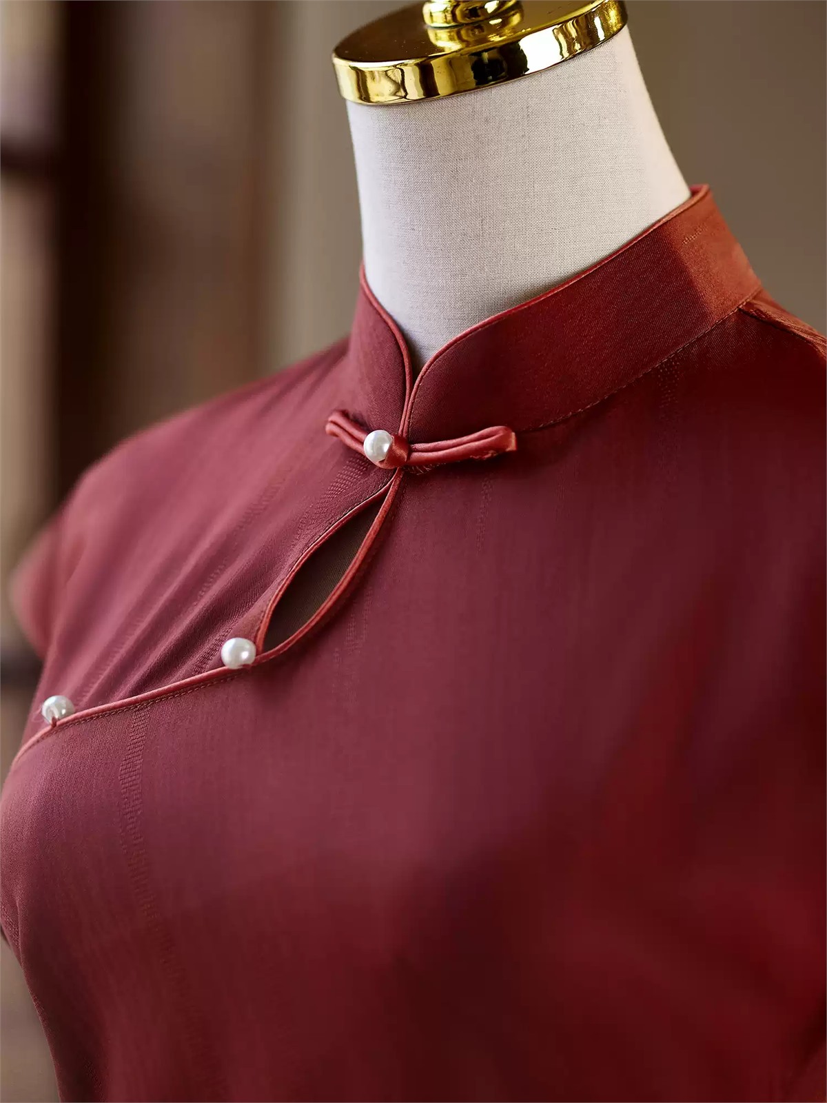 Yun Ao Draped Cap Sleeve Cheongsam