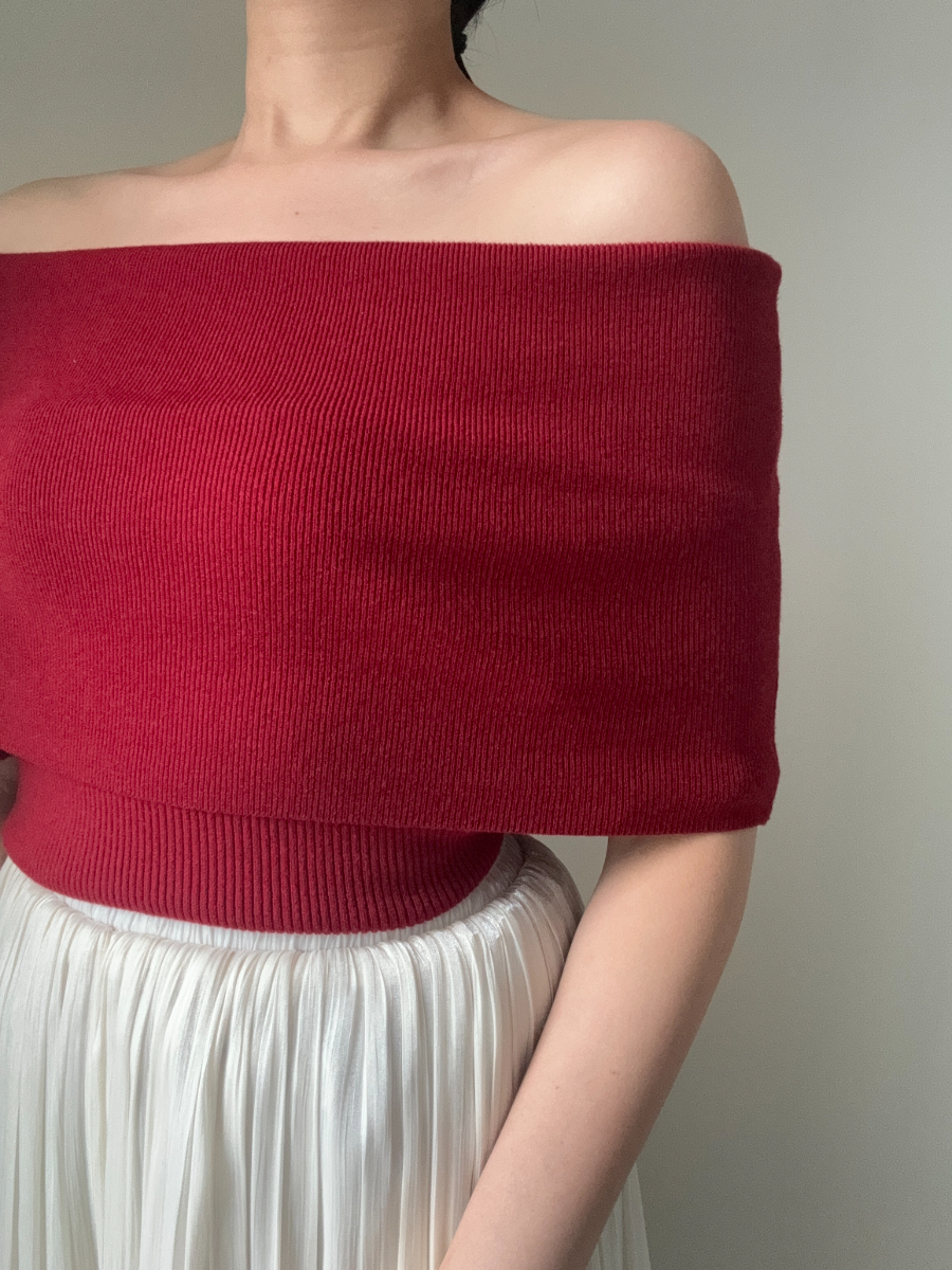 Taana Off Shoulder Knit Top -The Black Bow-