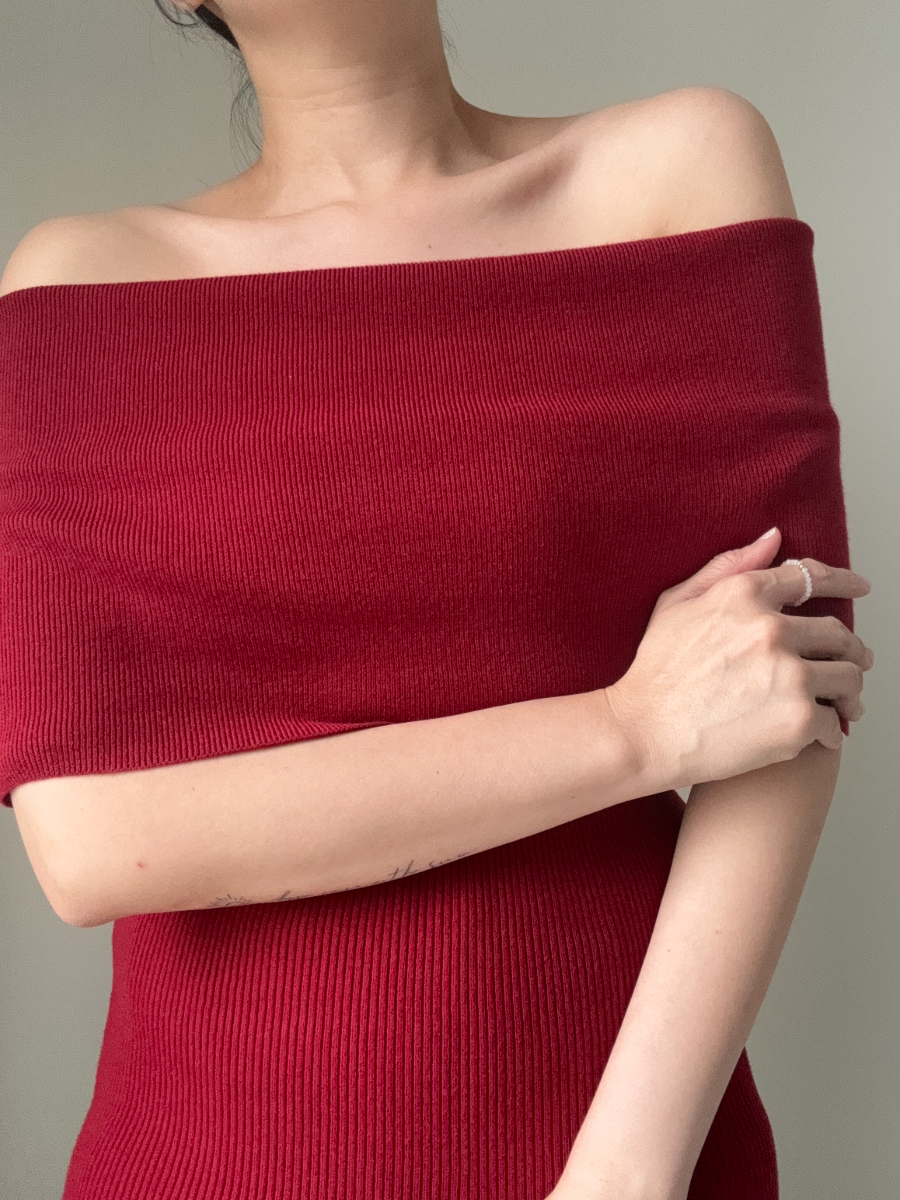 Taana Off Shoulder Knit Top -The Black Bow-