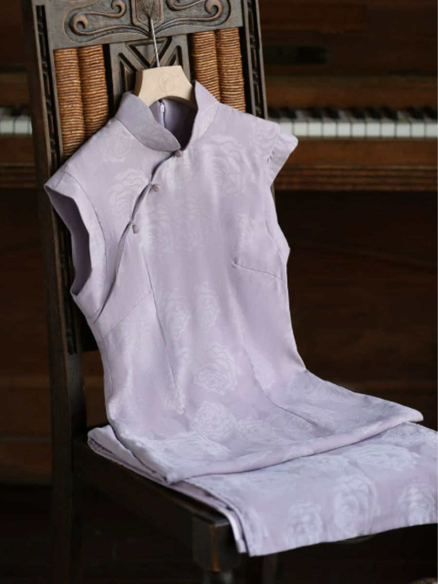 Yun Dian Floral Jacquard Ruffle Trim Cheongsam