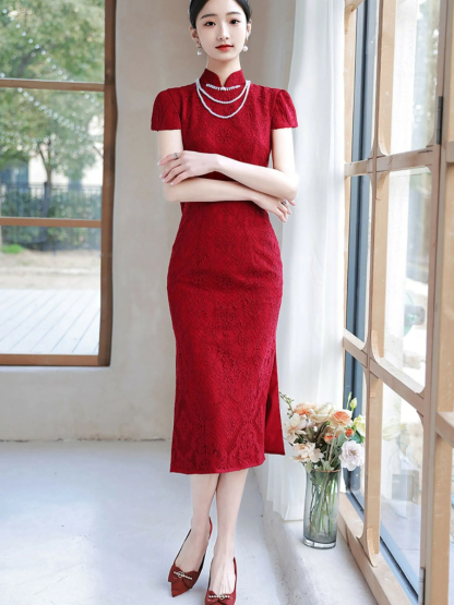 Wan Ru Bare Back Lacey Cheongsam-The Black Bow-