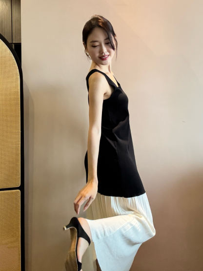 Elise Color Block Pleated Patchwork Knit Dress