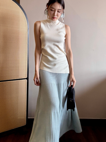 Elle High Neck Sleeveless Knit Top
