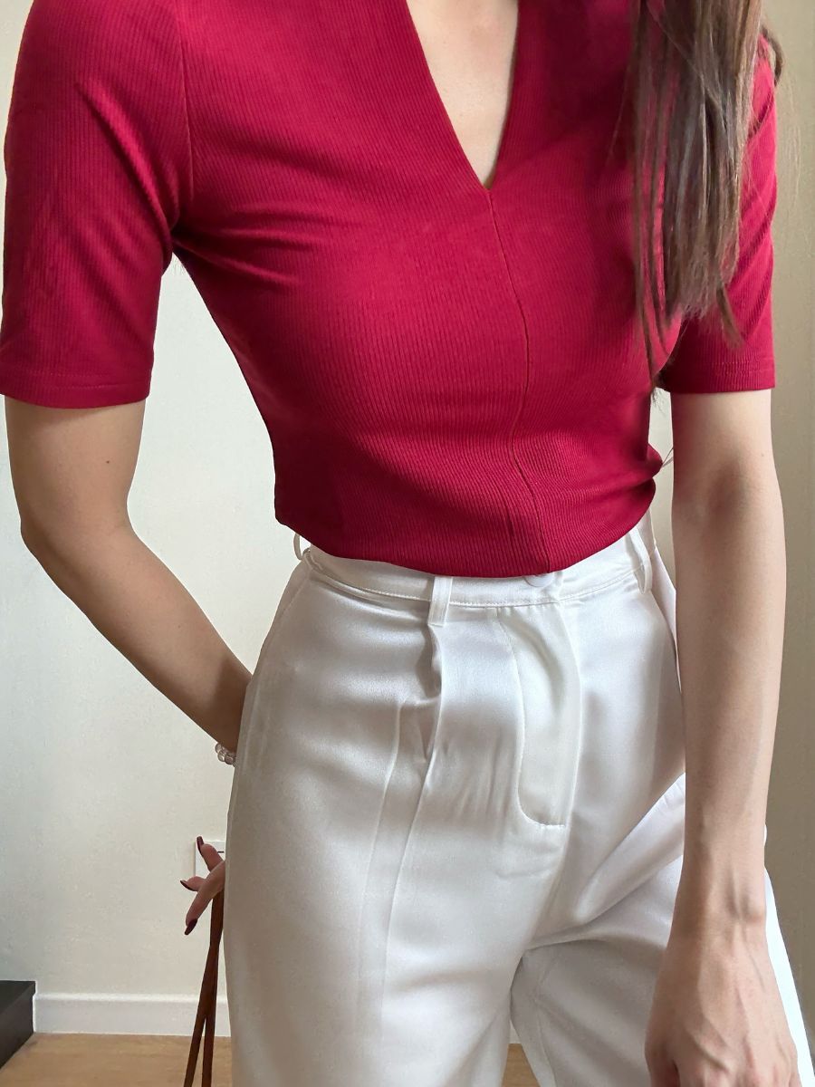 Katalynn Mid Sleeve V-Neck Knit Top