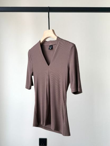 Katalynn Mid Sleeve V-Neck Knit Top