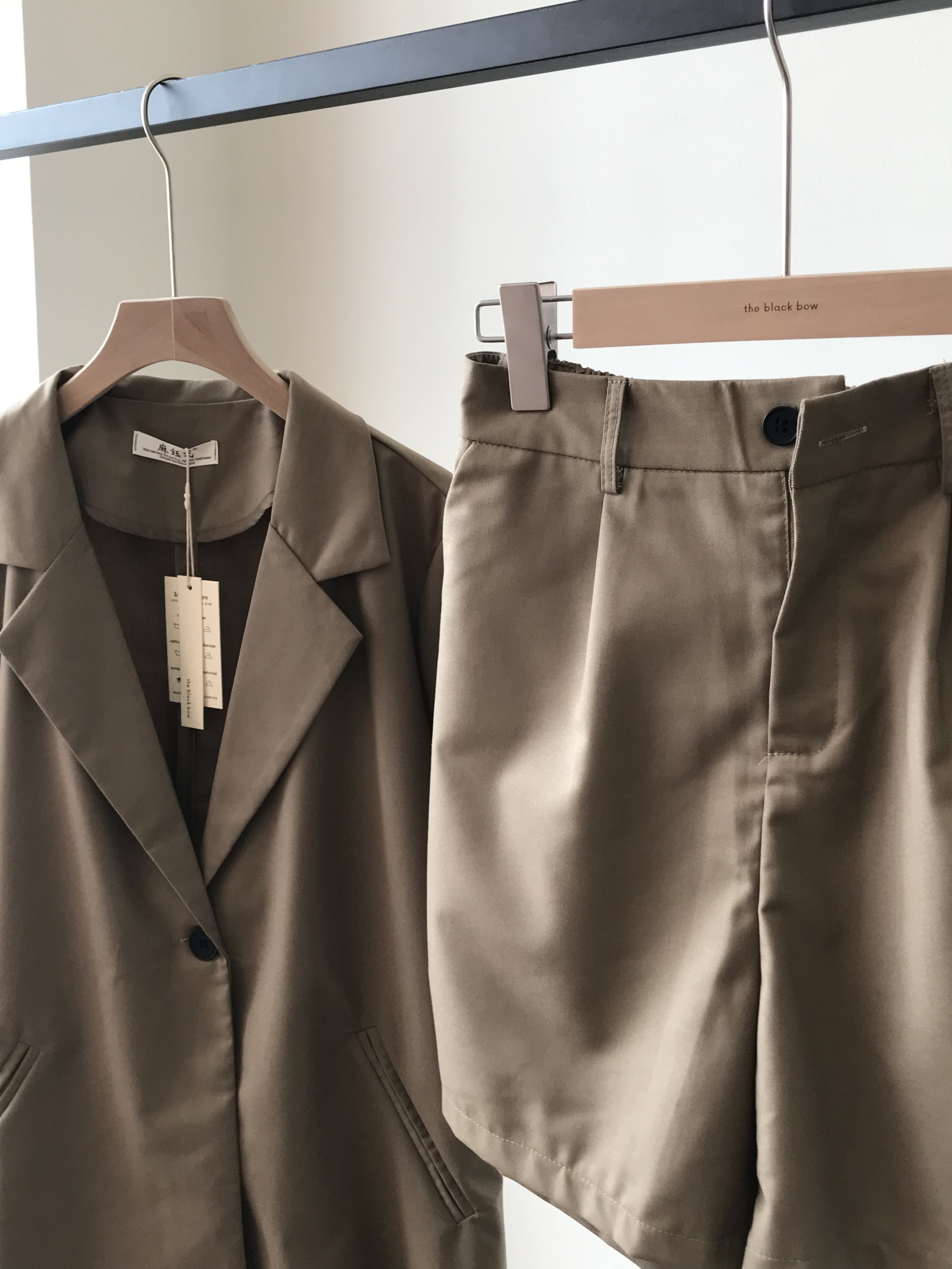 Den Short Sleeves Blazer & Shorts Set