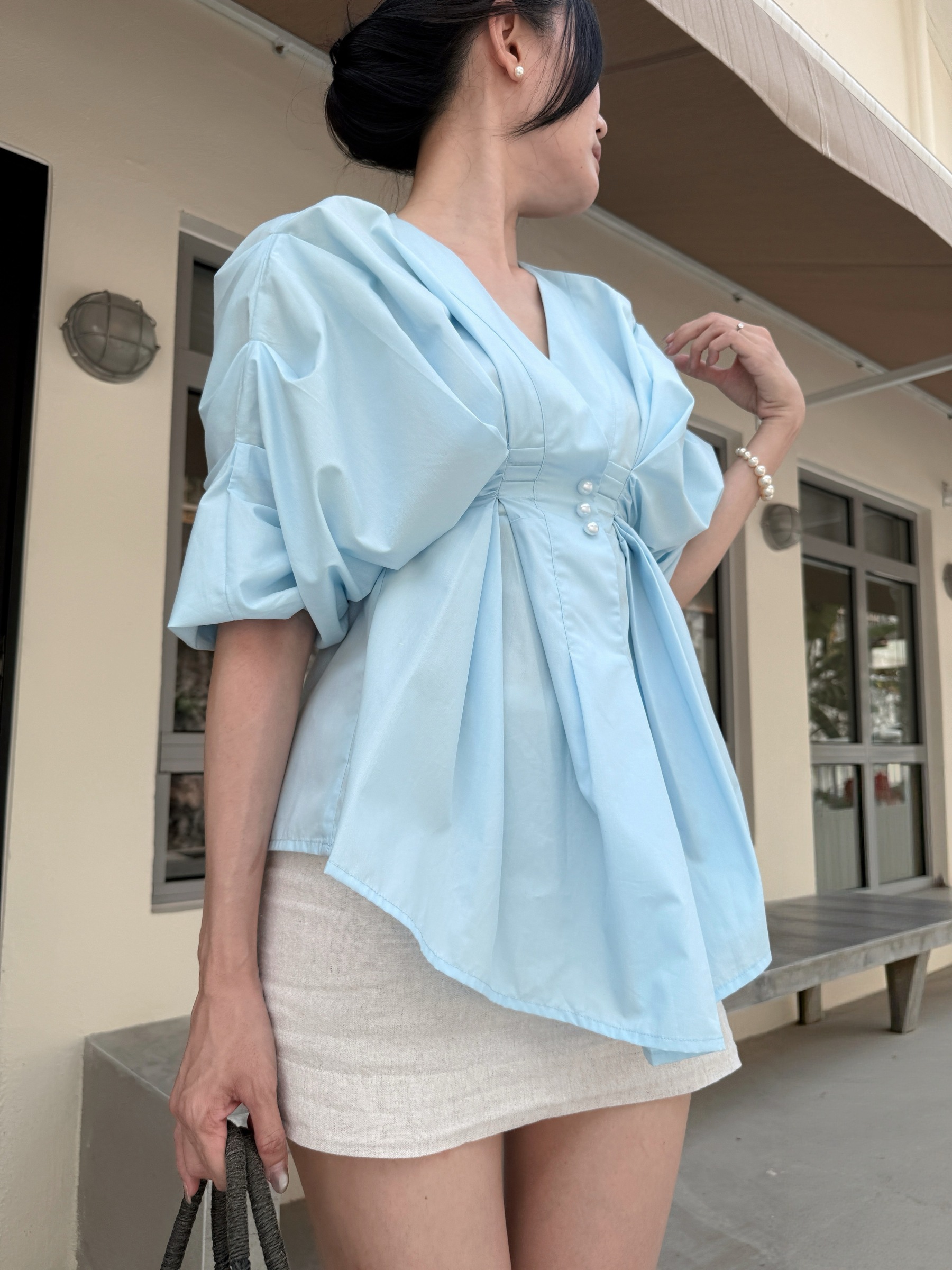 Vienna V Collar Ruched Top