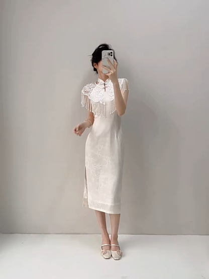 Ci Ran Halter Neck Cheongsam