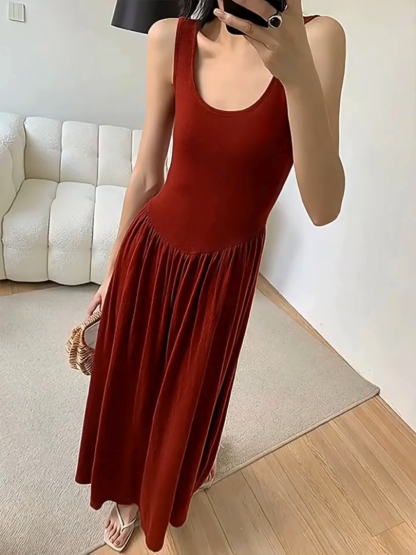 Lucya Round Neck Sleeveless Maxi Dress