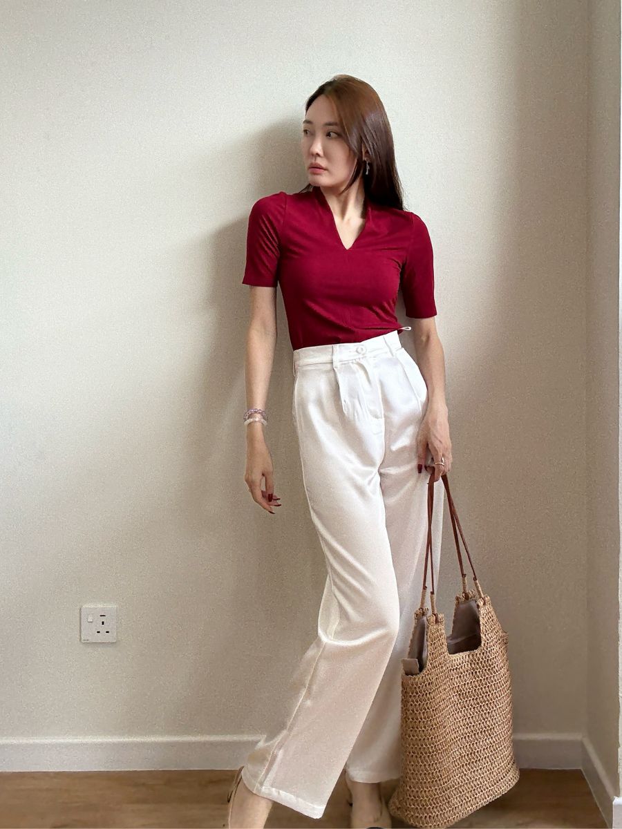 Katalynn Mid Sleeve V-Neck Knit Top