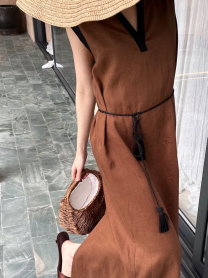 Wran Sleeveless Maxi Dress