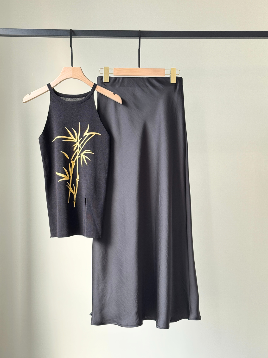 Audrey Textured Satin Bias Cutting Skirt-The Black Bow-