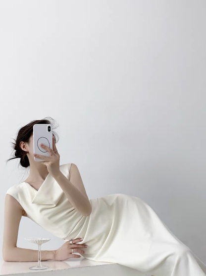 Kairav Swing Collar Dress 