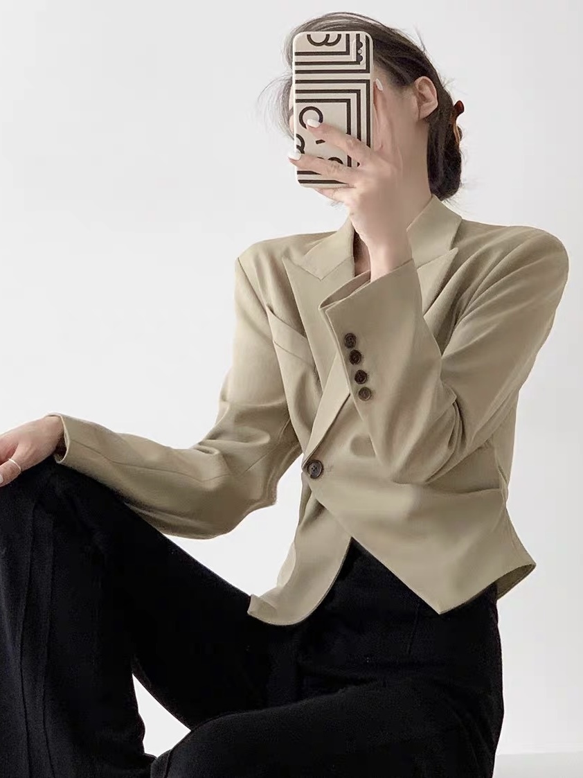 Nolan Single Button Blazer