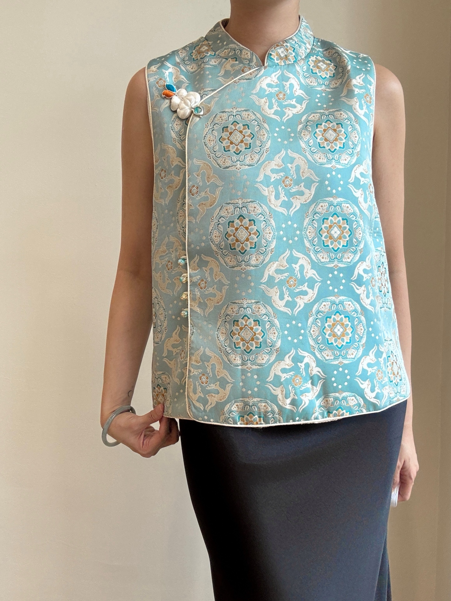 Shuang Fang Oriental Vest