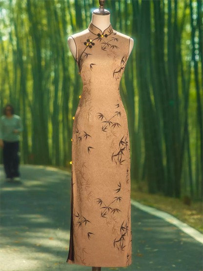 Ya Cha Bamboo Embroidered Sleeveless Cheongsam