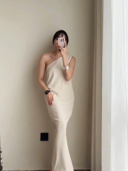 Annie One Shoulder Back Slit Dress