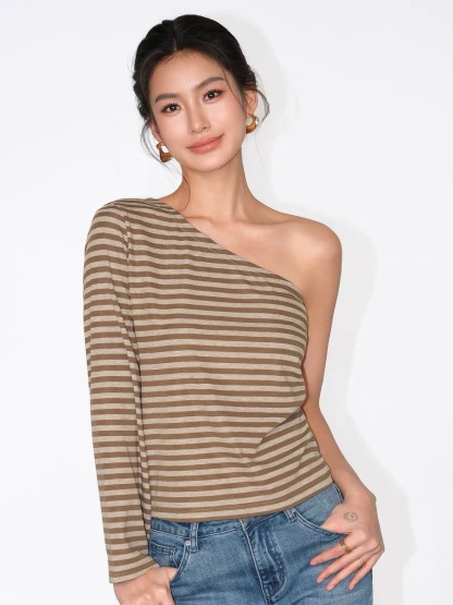 One Shoulder Top 1