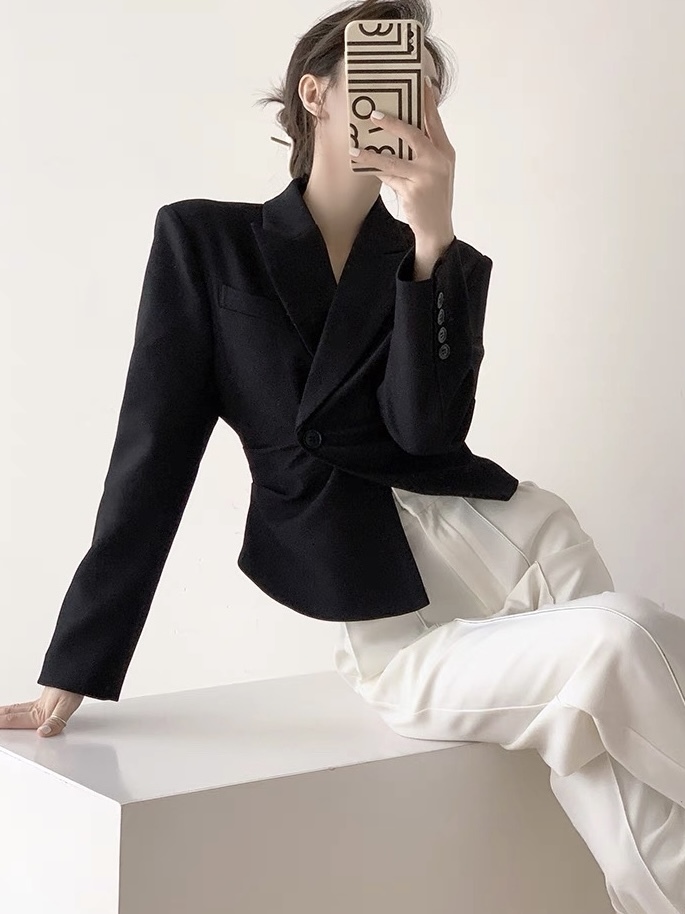 Nolan Single Button Blazer