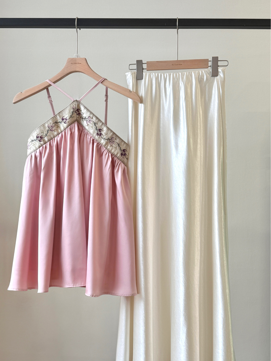 Li Mei Halter Neck Oriental Top