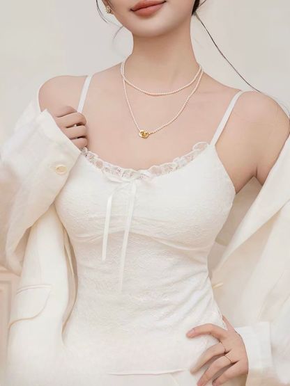 Emmy Lacey Padded Top