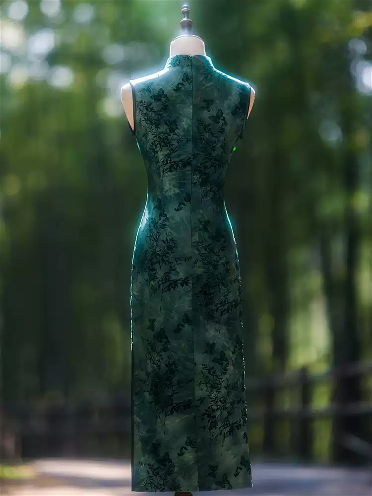 Yun Chao Bamboo Print Sleeveless Cheongsam