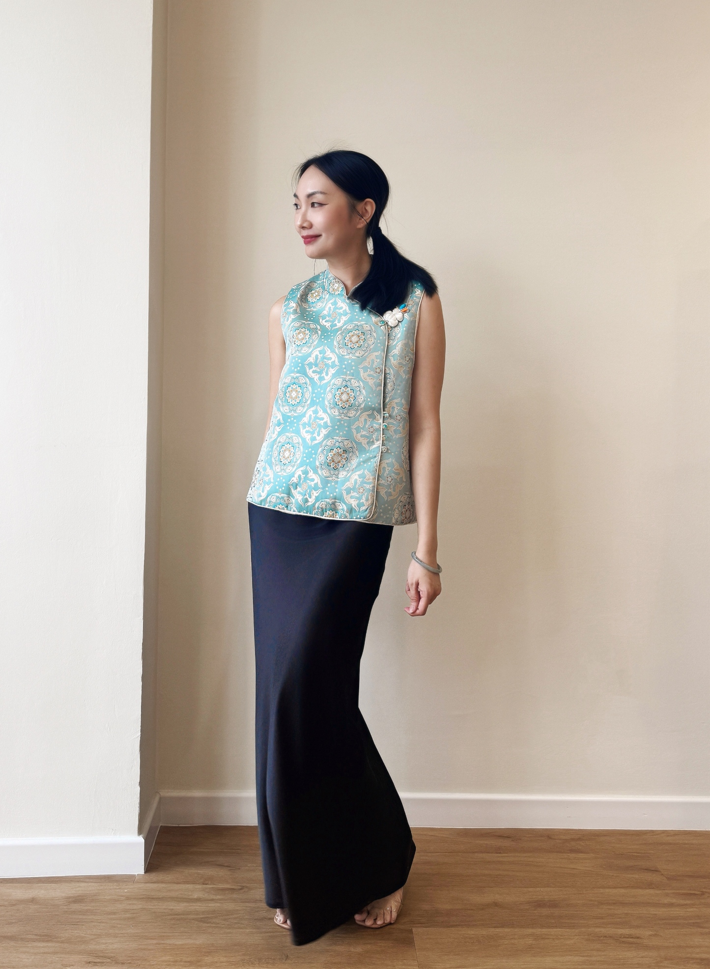 Shuang Fang Oriental Vest