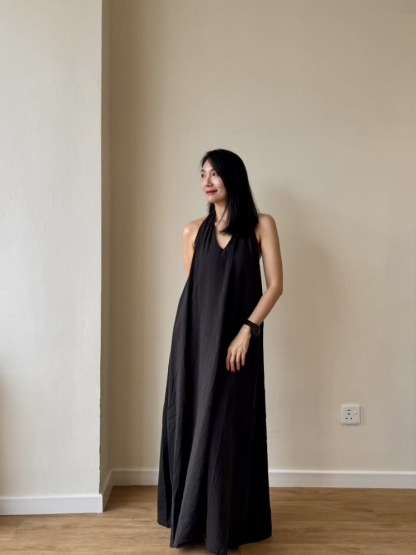 Chizu Halter Neck Bare Back Dress (DR103)