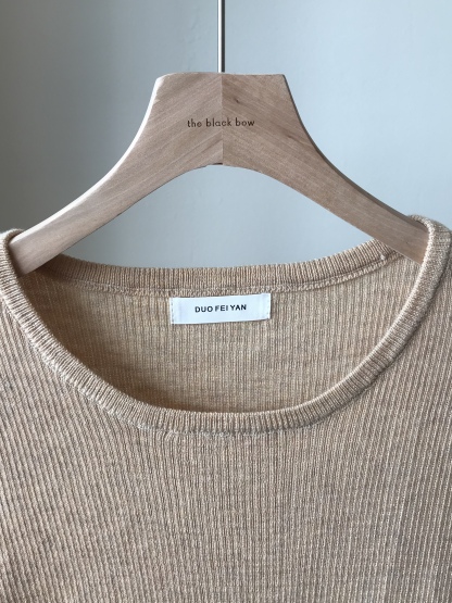 Vane Round Neck Knit Top