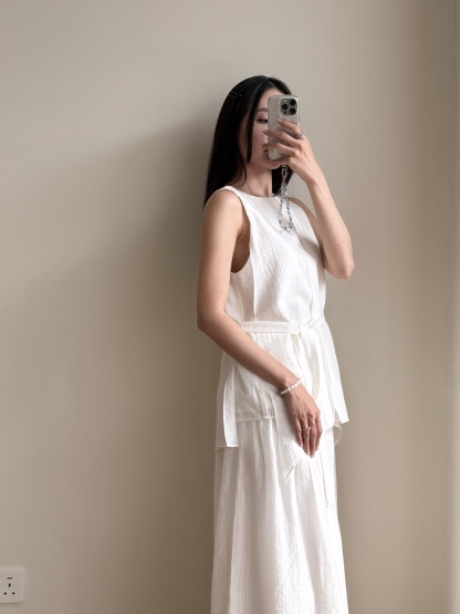 Peyton Tencel Sleeveless Top & Skirt Set 