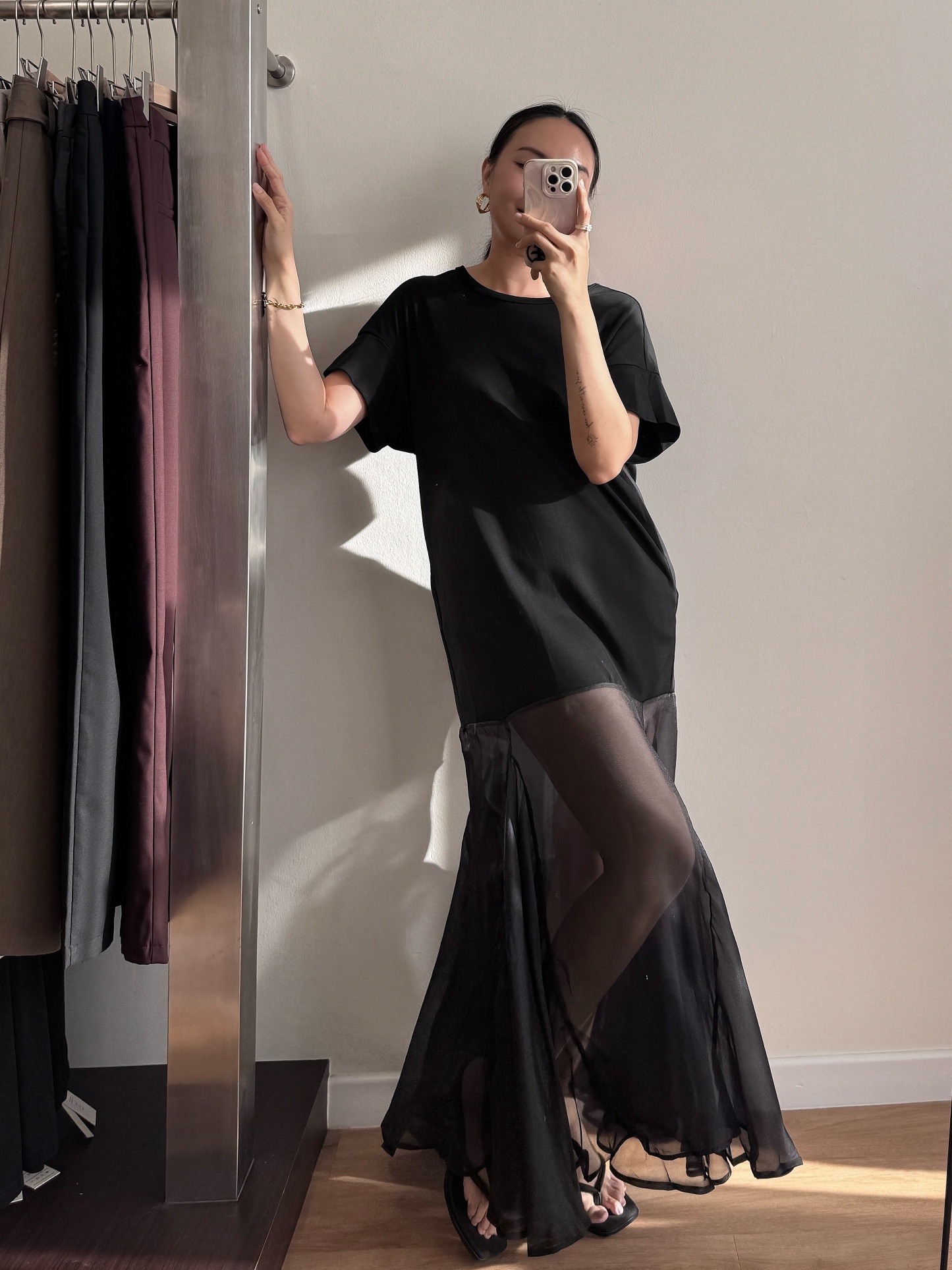 Vivay Flowy Panel Dress