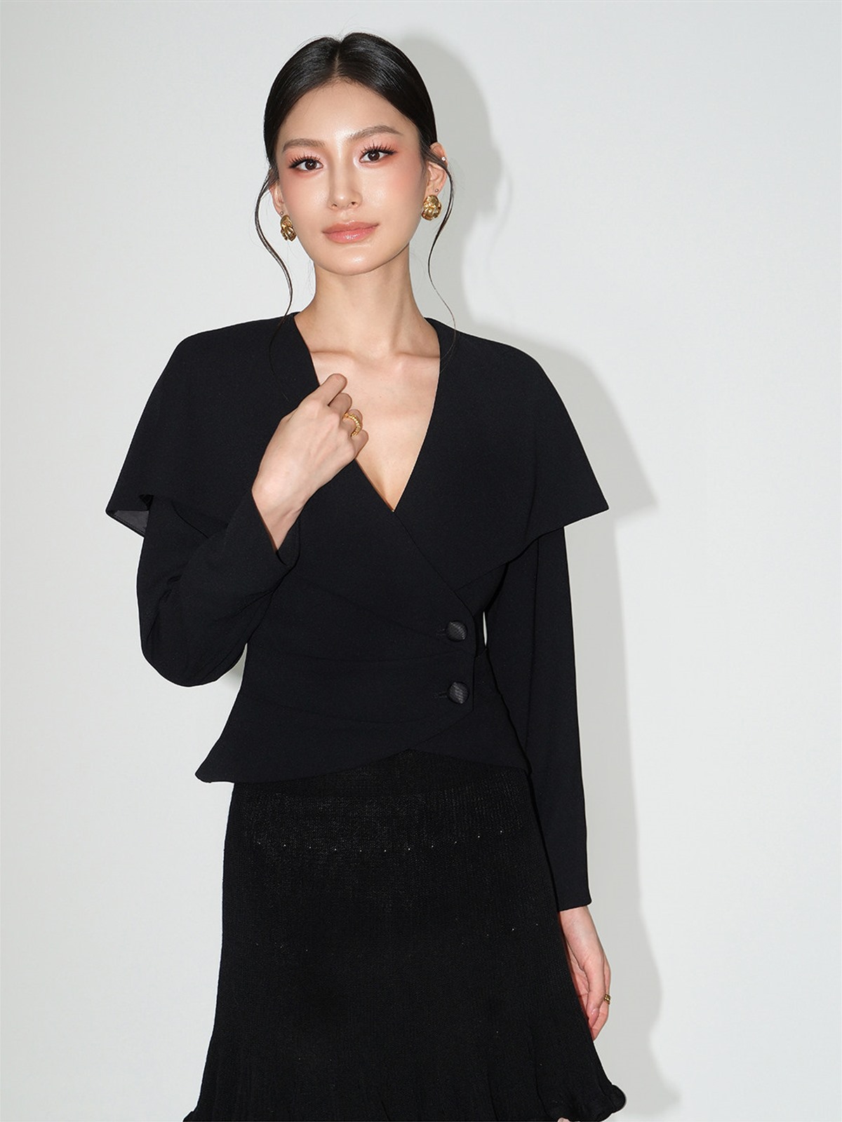 Louie Sculpted Capalet Blazer