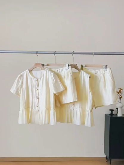 Ling Ci Sleeveless Top & Shorts Set