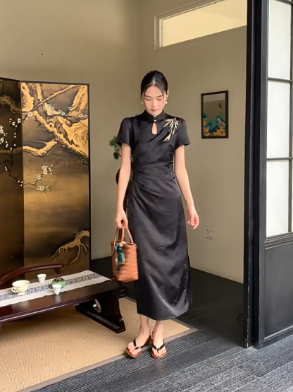 Yu An Short Sleeve Cheongsam