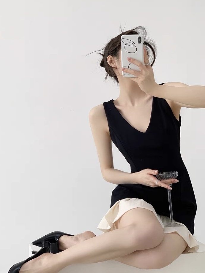 Keisha V-Neck Ruffle Trim Dress