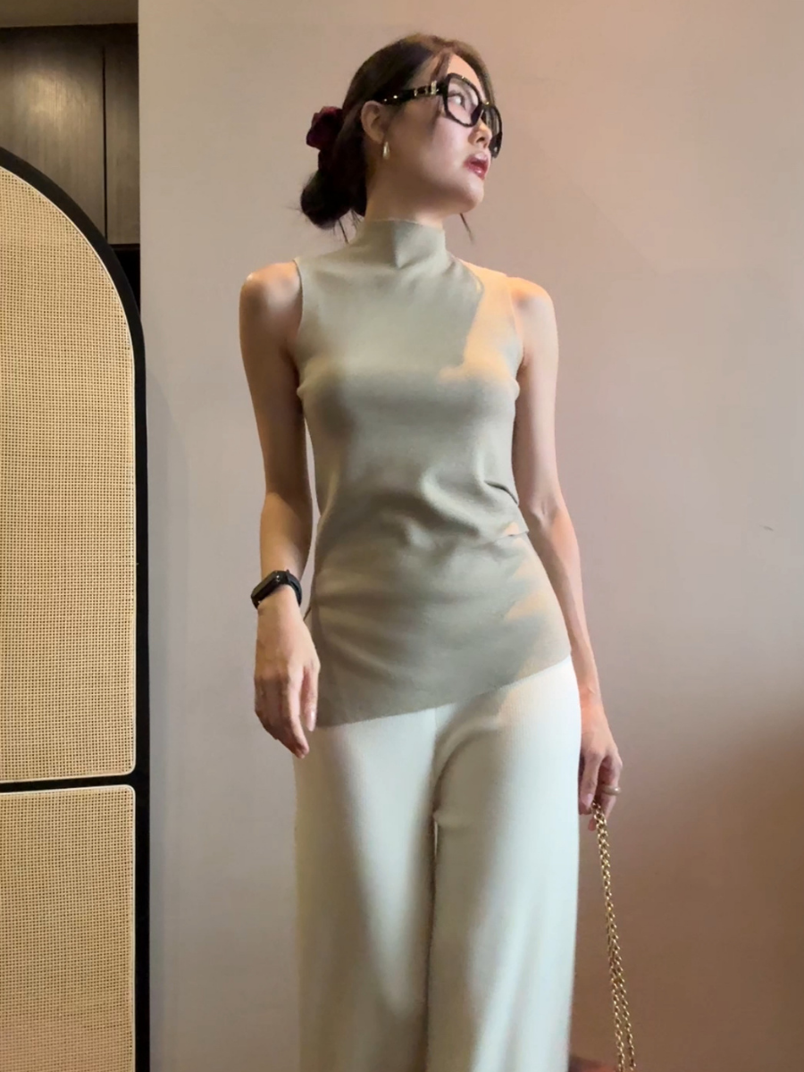 Elle High Neck Sleeveless Knit Top