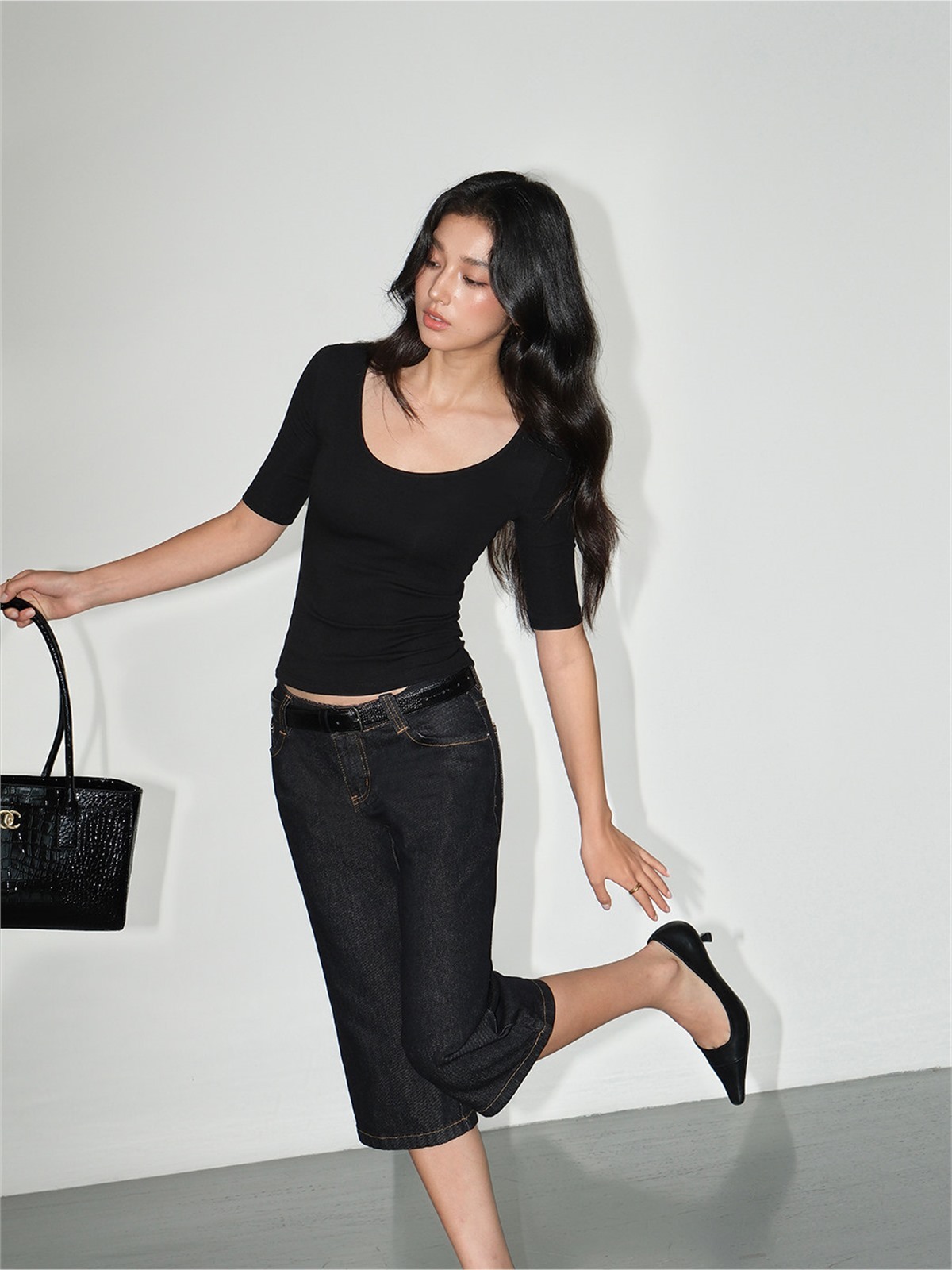 Liesel Scoop-Neck Elbow-Sleeve Top
