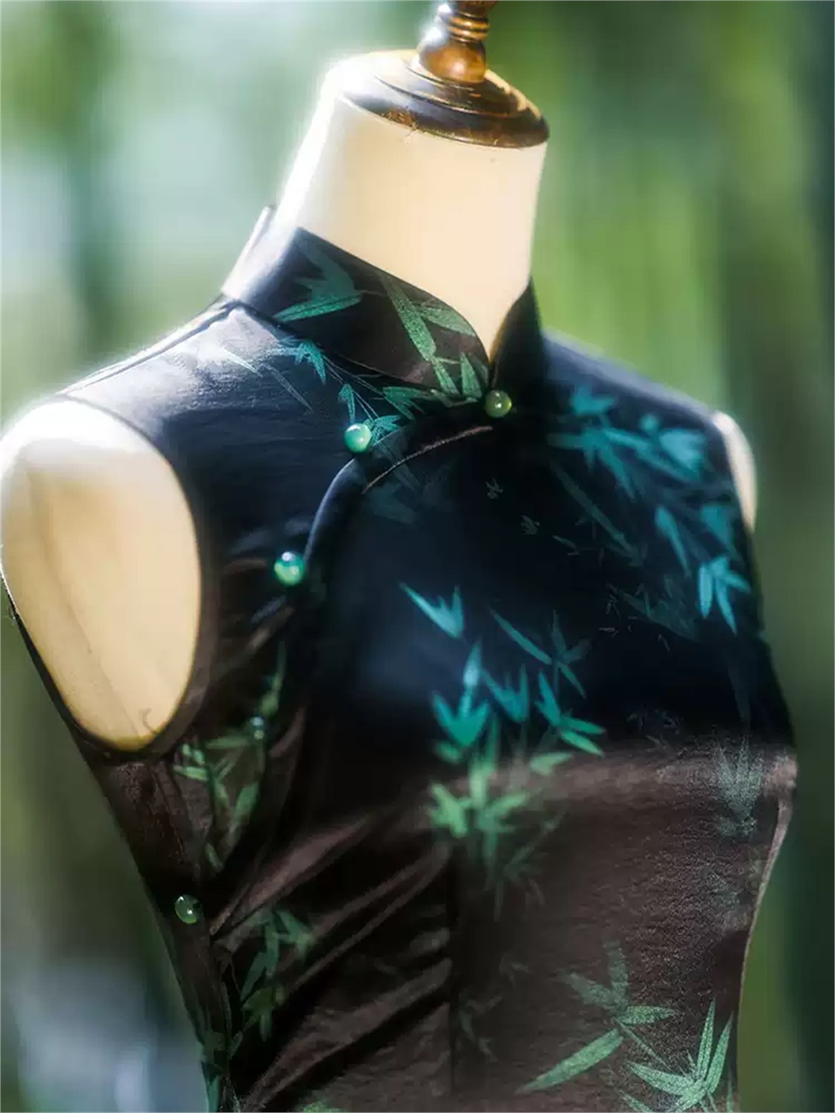Ya Ao Bamboo Print Sleeveless Cheongsam