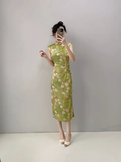 Ci Ni Cap Sleeve Floral Cheongsam