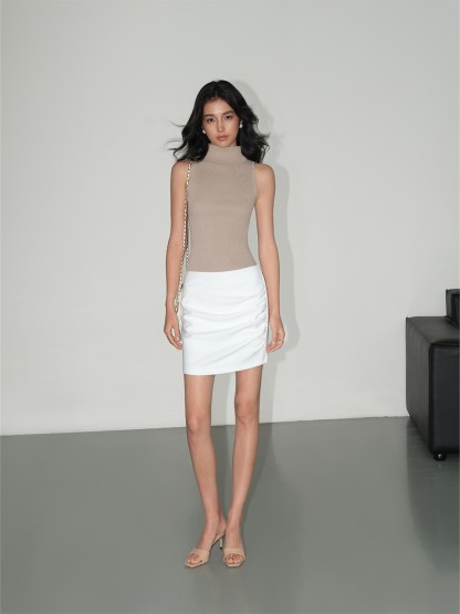 Lavinia Ribbed Turtleneck Sleeveless Top