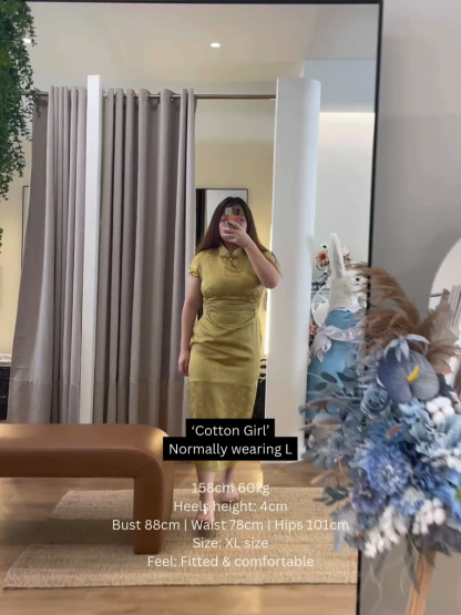 Shuang Ning Waist Ruched Cheongsam