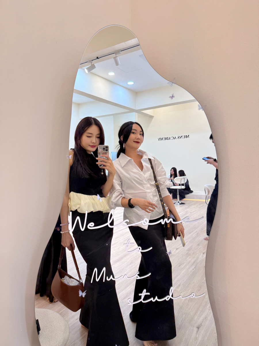 Kahlya Halter Neck Puffy Trim Top