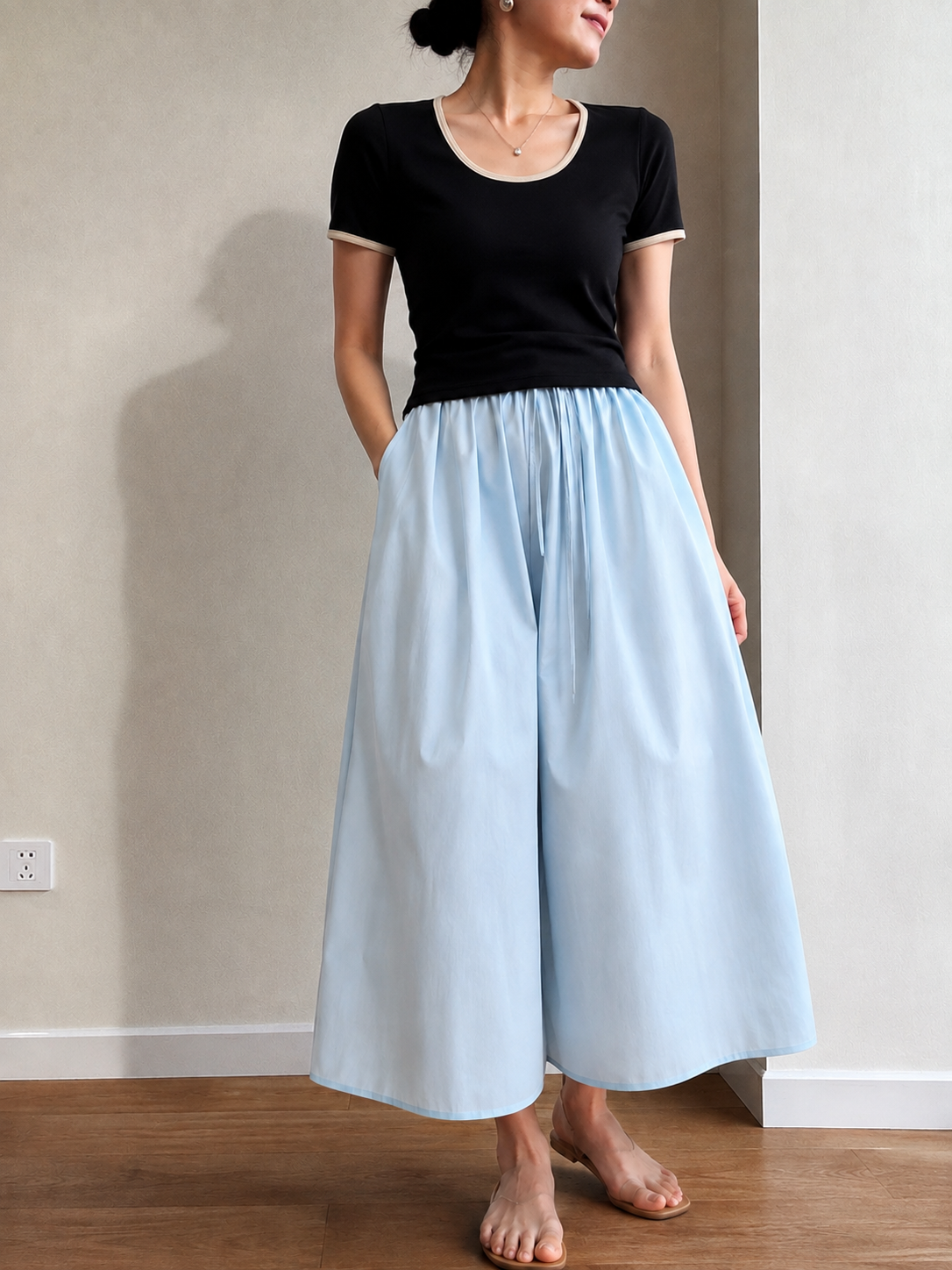 Van Textured Flowy Culottes