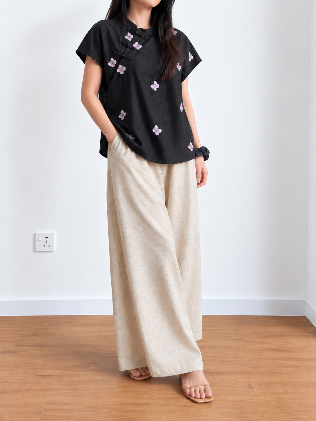 Yan Kuan Linen Straight-Leg Pants