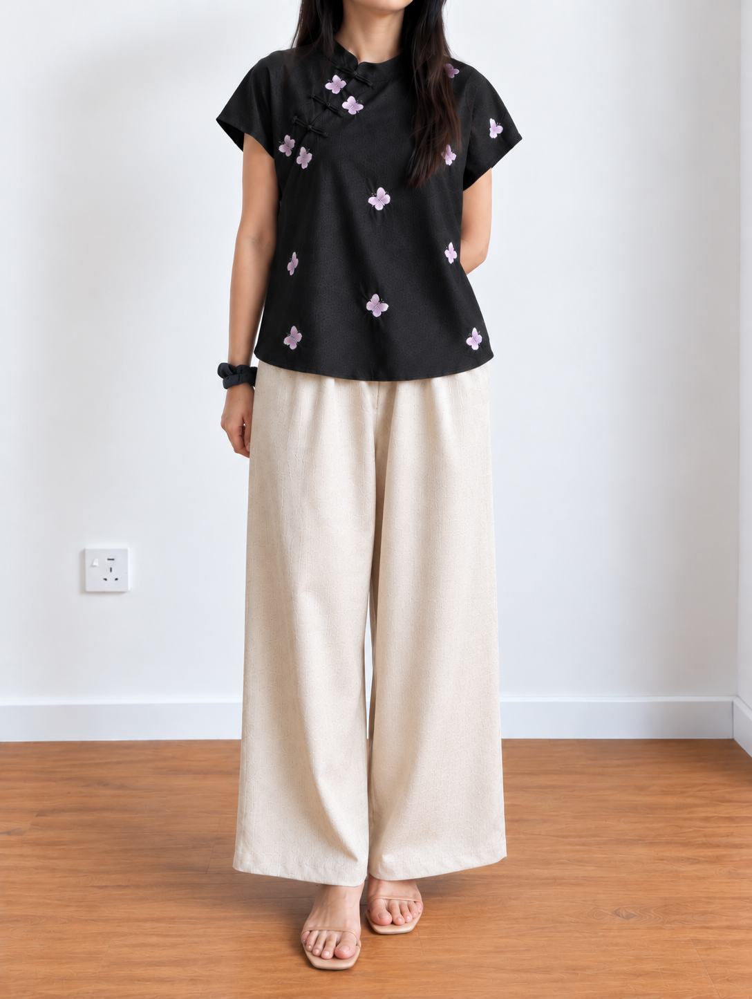 Yan Kuan Linen Straight-Leg Pants