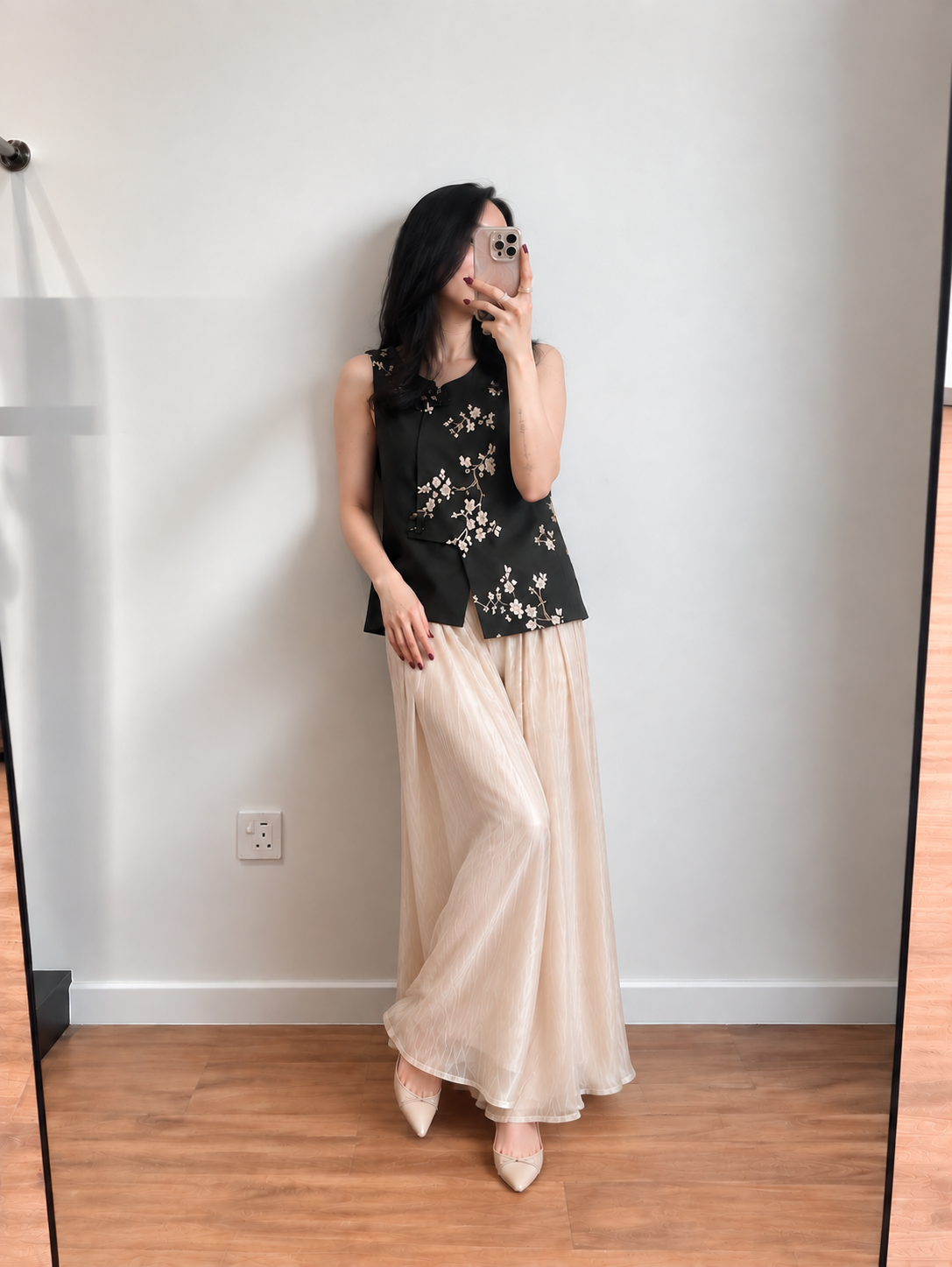 Yan En Shimmer Crinkle Wide-Leg Pants