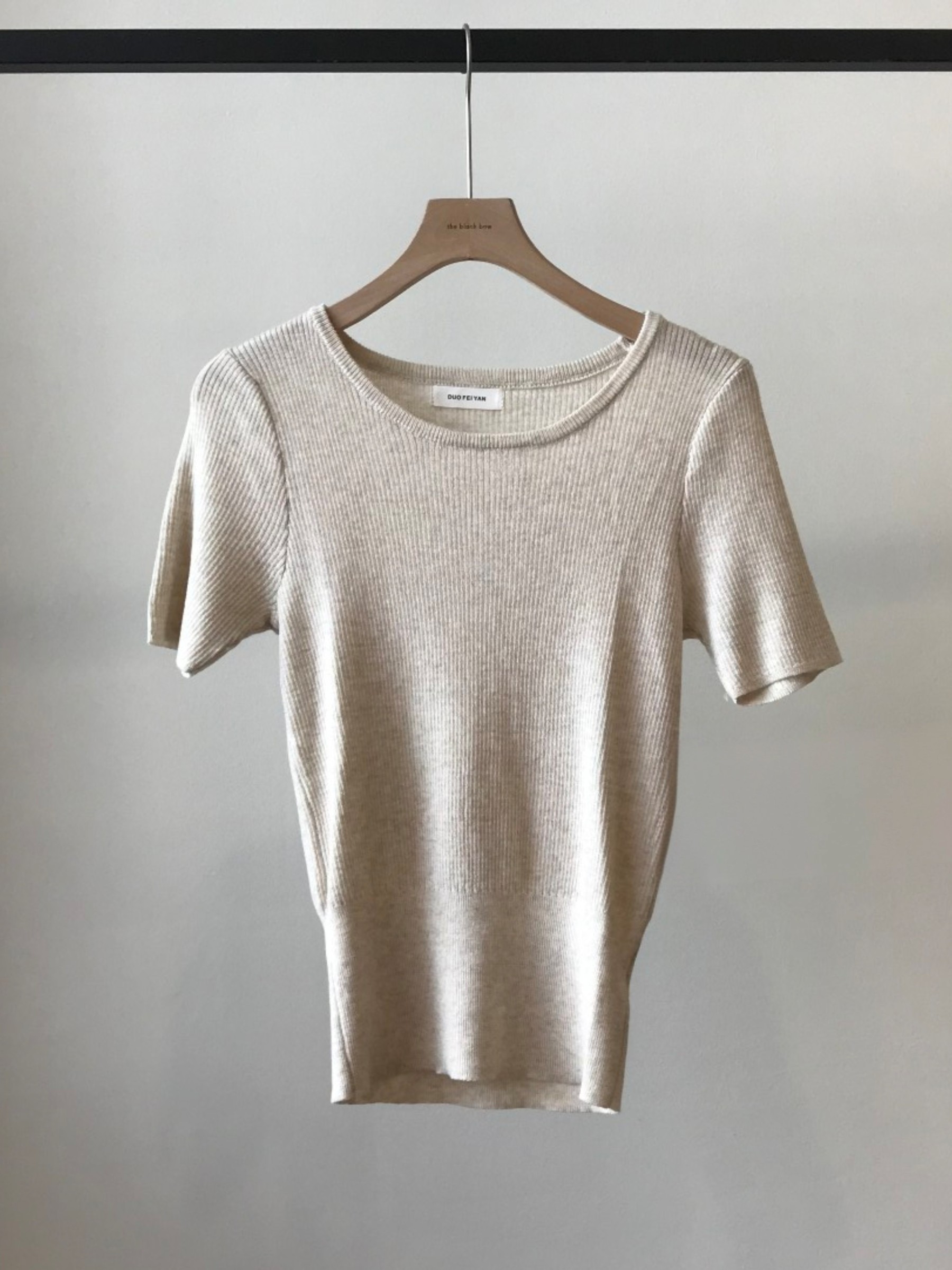 Vane Round Neck Knit Top