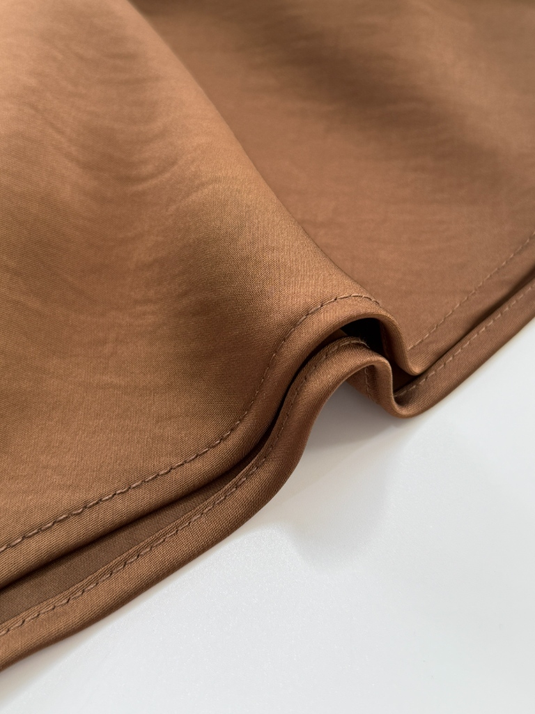 Audrey Textured Satin Bias Cutting Skirt (Discounted-L size)