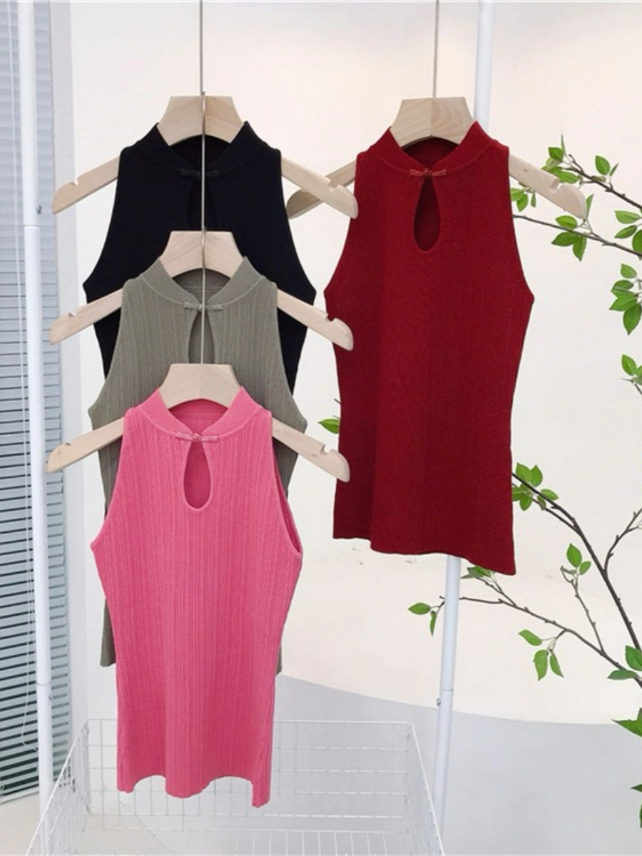 Li Yi Halter Neck Oriental Knit Top